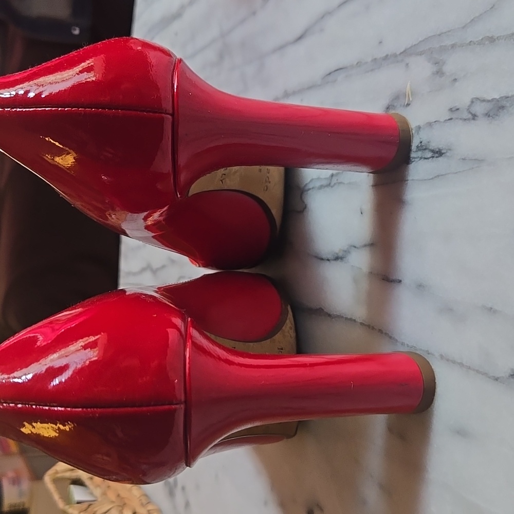 Kate Spade Red Classic Pumps heels - Picture 7 of 8